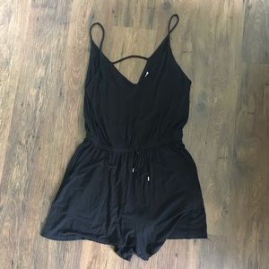 Spaghetti strap black simple romper with front tie